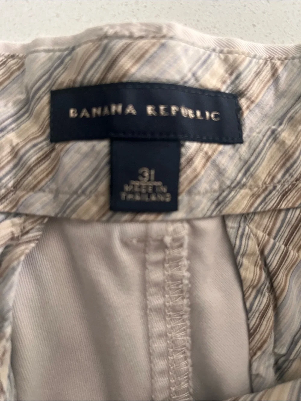 Banana Republic Men's Flat-Front Chino Shorts - Light Beige